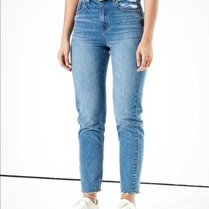 American Eagle Mom Jeans